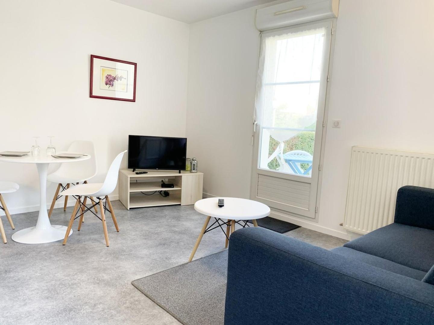 Le Matisse Apartment Mainvilliers  Exterior photo