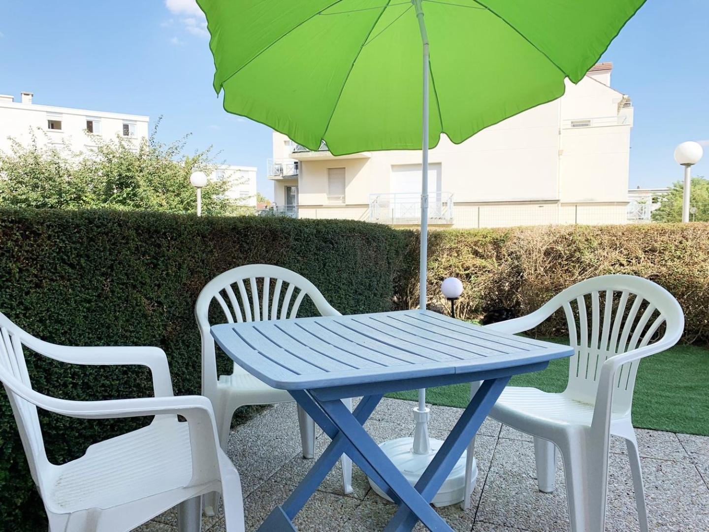 Le Matisse Apartment Mainvilliers  Exterior photo